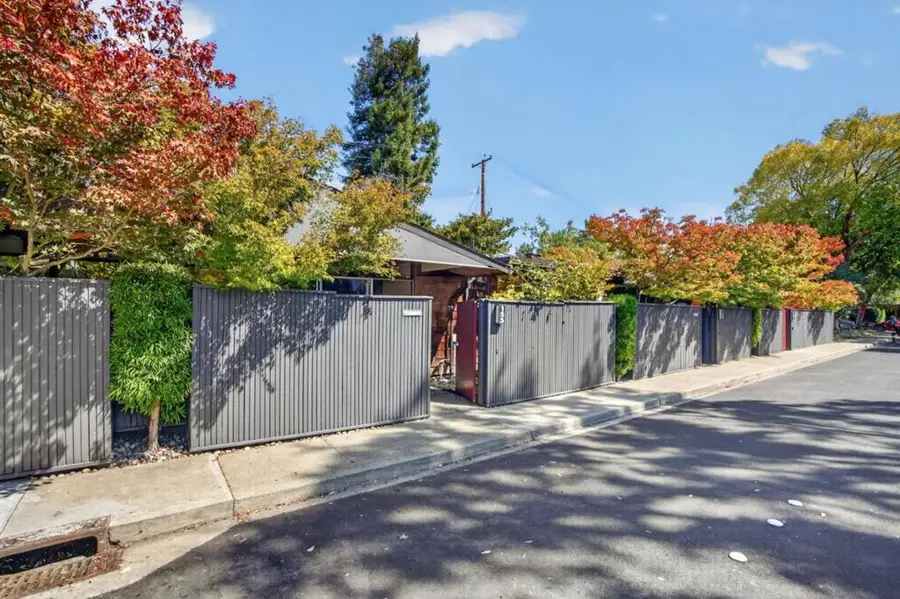 155 Greenmeadow Way, Palo Alto, CA 94306 - #3