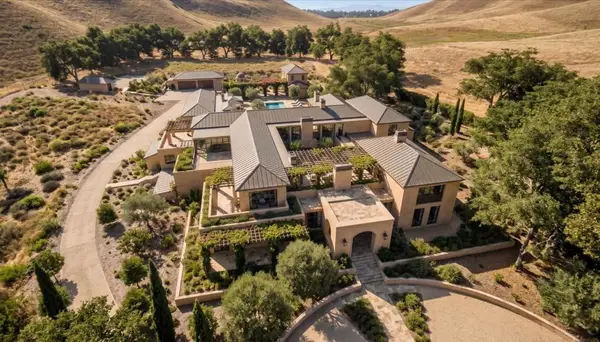 Address Withheld By Seller, Portola Valley, CA 94028