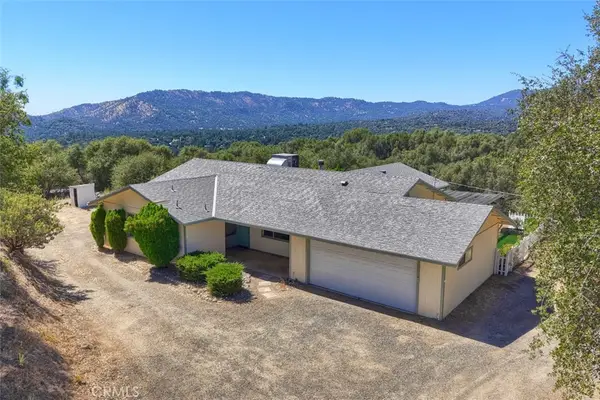 46316 Eastwood S, Oakhurst, CA 93644