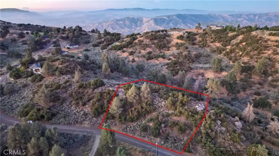 26500 Winchester Court, Tehachapi, CA 93561 - #2