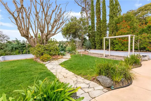 1925 Arroyo, Oceanside, CA 92056