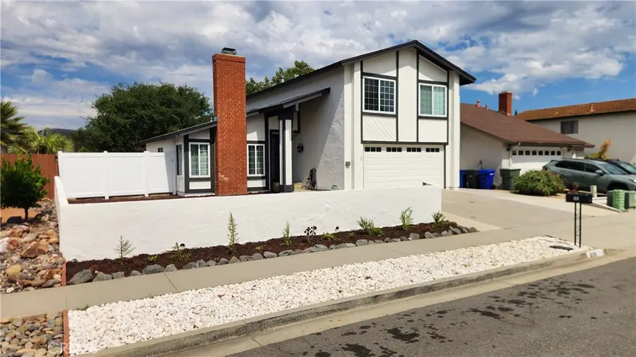 1810 Manzanita Court, Vista, CA 92083 - #3