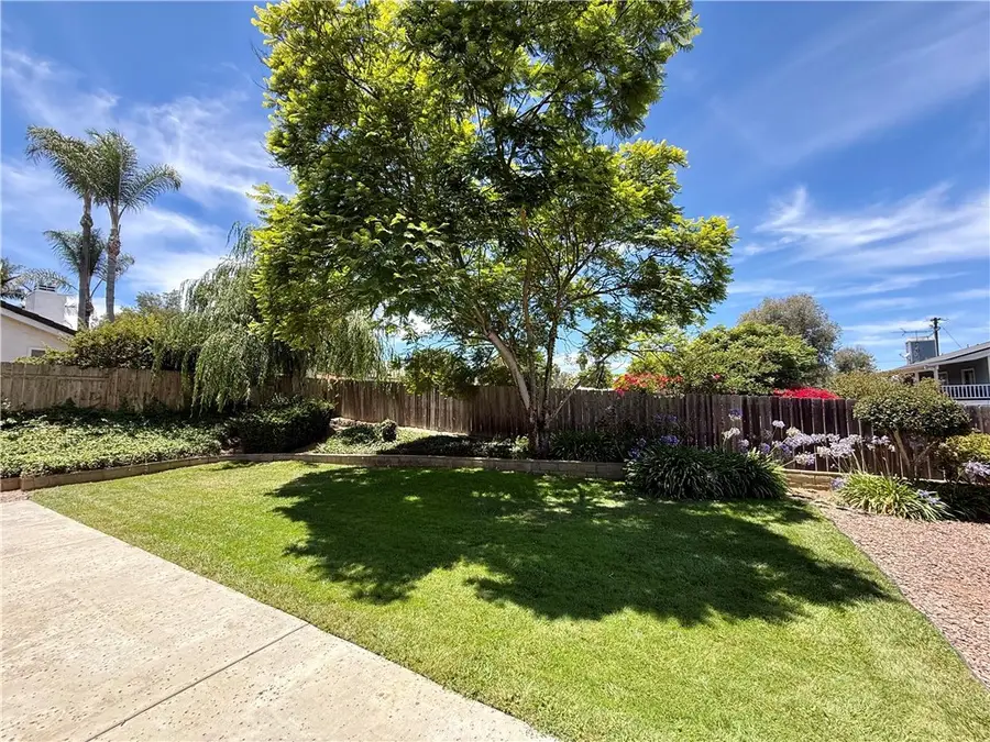 517 Heather Ridge Rd, San Marcos, CA 92078 - #2