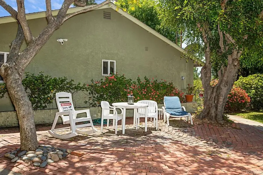 801 19 W Vista Way, Vista, CA 92083 - Image #2