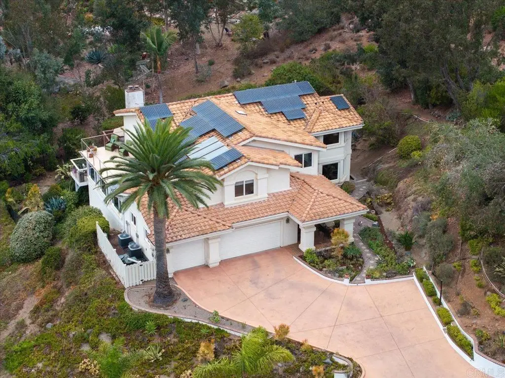 3439 Via Loma Vista, Escondido, CA 92029 - #1