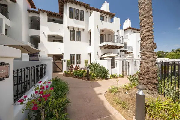 7310 Estrella De Mar Road #6, Carlsbad, CA 92009