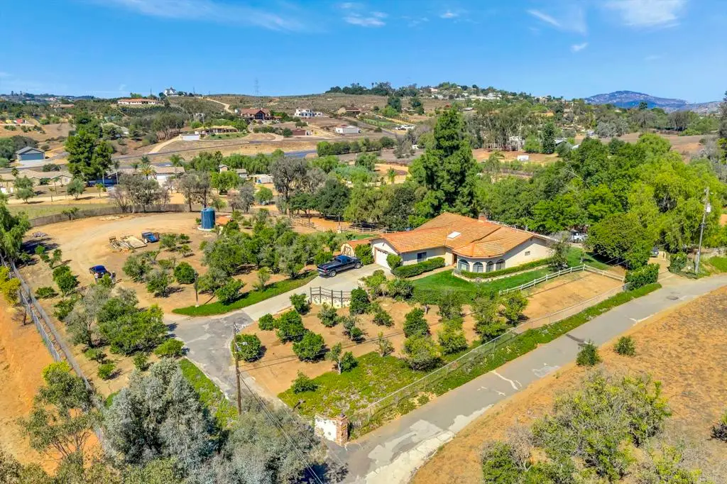 30136 Rolling Hills Drive, Valley Center, CA 92082 - Image #1