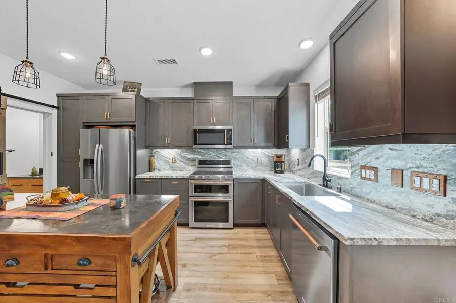 122 Diamante Road, San Marcos, CA 92078 - Image #3