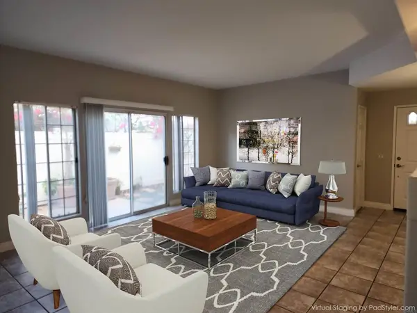 8597 Via Mallorca #F, La Jolla, CA 92037