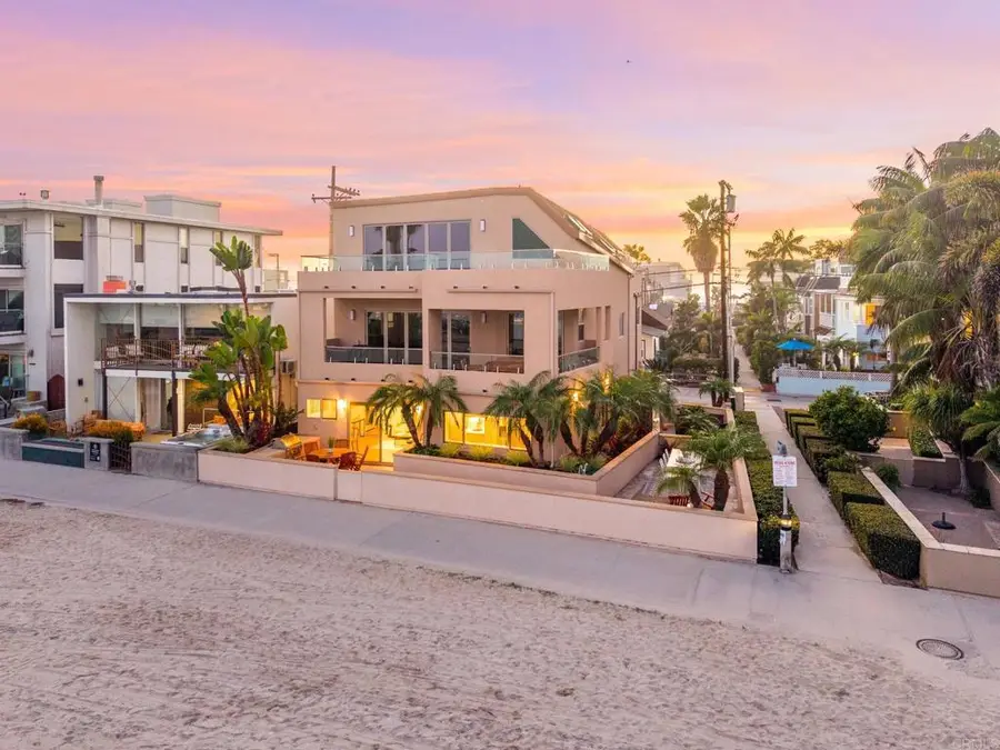 3526 Bayside Walk #1, San Diego, CA 92109 - Image #2