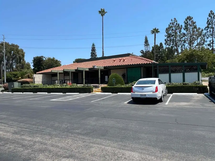 2130 Sunset Drive #1, Vista, CA 92081 - Image #2