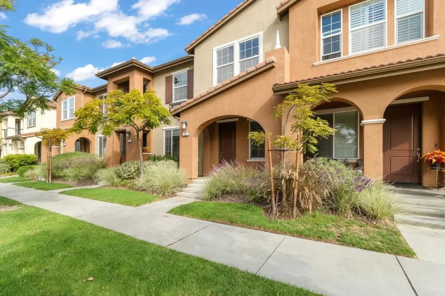343 American River Ct, Oxnard, CA 93036 - Image #2