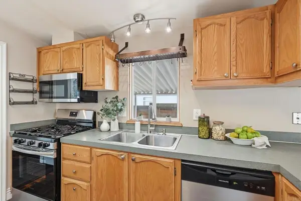 2400 W Valley Parkway #SPC 86, Escondido, CA 92029