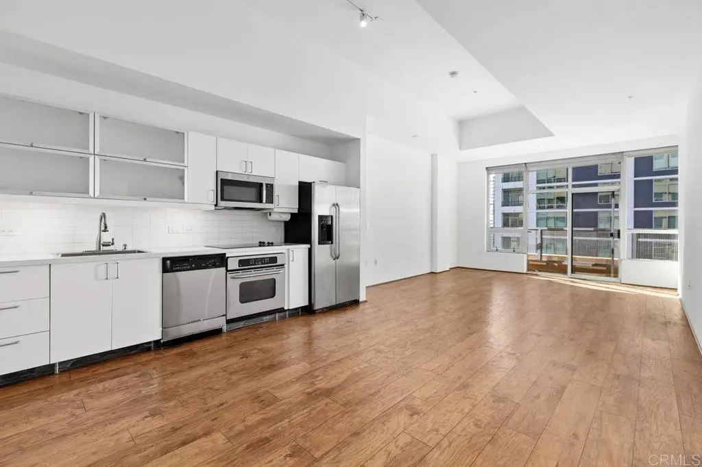 350 W Ash #905, San Diego, CA 92101 - #1