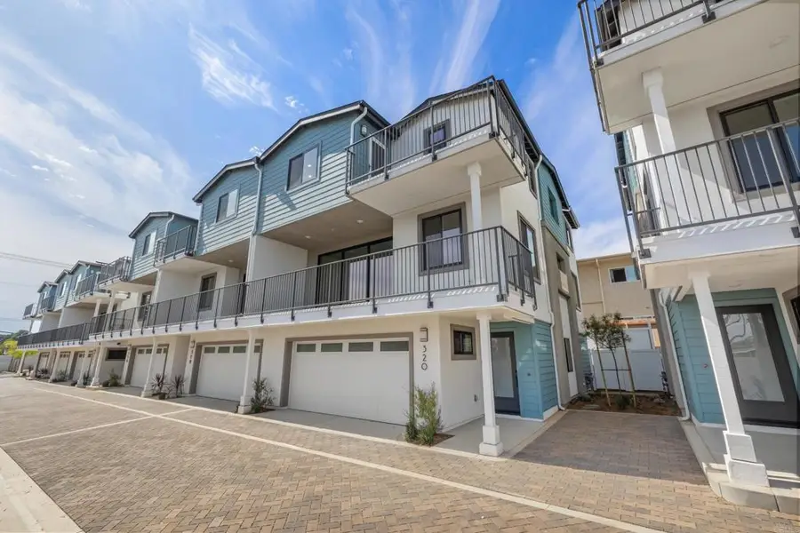 320 Chinquapin Avenue, Carlsbad, CA 92008 - #3