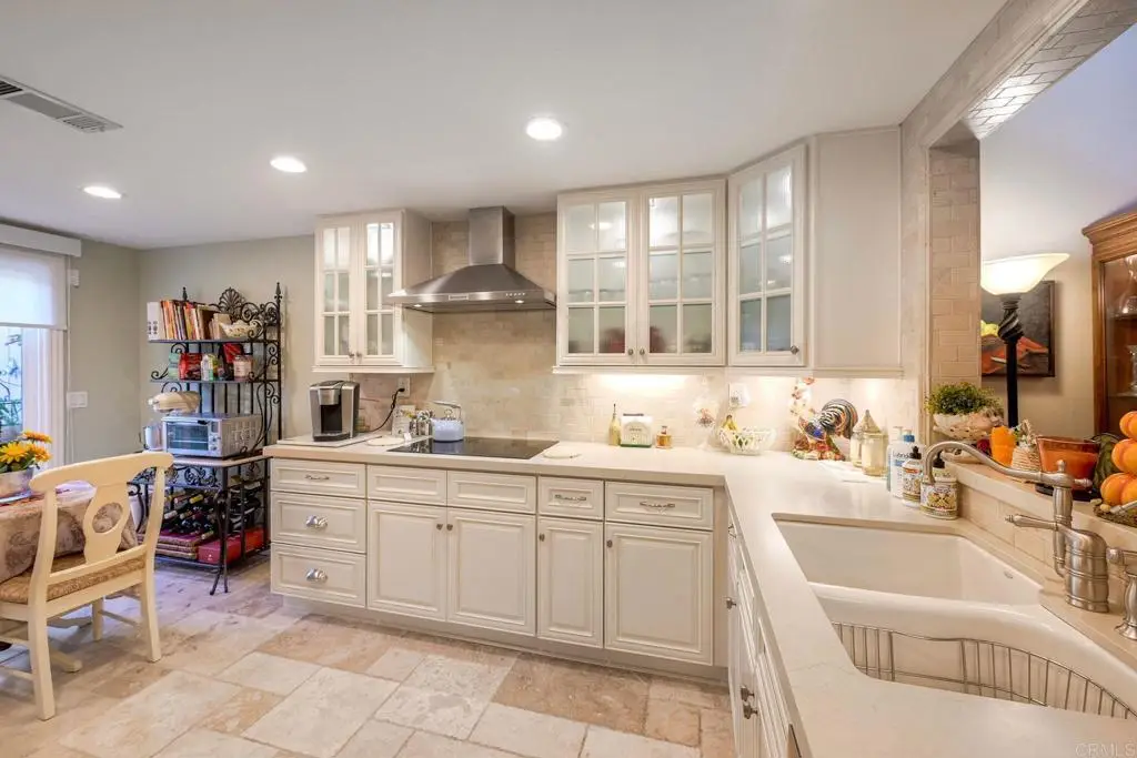 8539 Circle R Valley Lane, Escondido, CA 92026 - Image #1