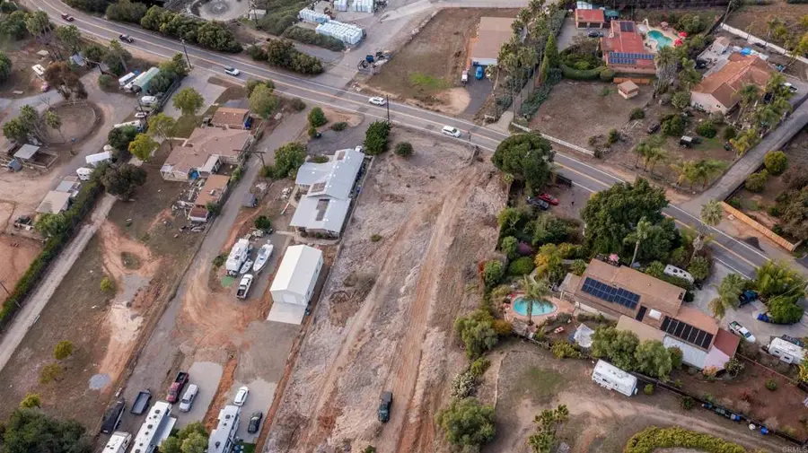 291 Osborne Street, Vista, CA 92084 - Image #2