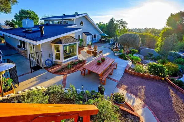 2469 E Mission Road, Fallbrook, CA 92028