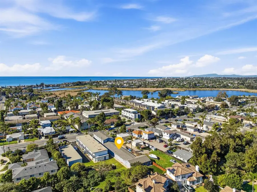 2652 Jefferson Street, Carlsbad, CA 92008 - #2