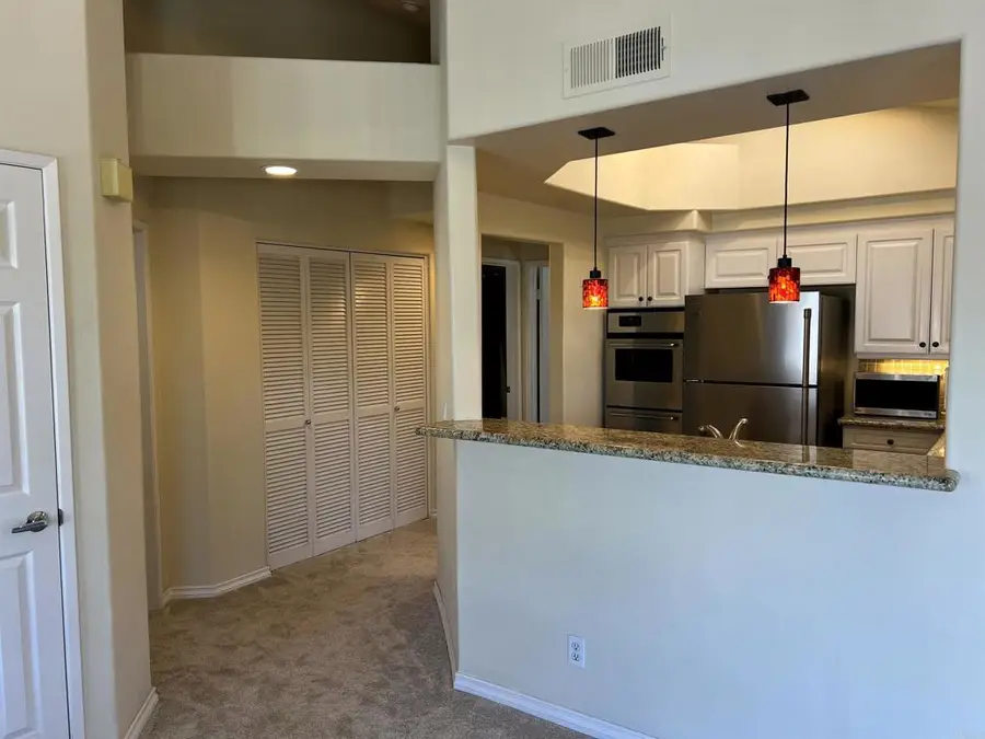 8597 Via Mallorca #E, La Jolla, CA 92037 - #3