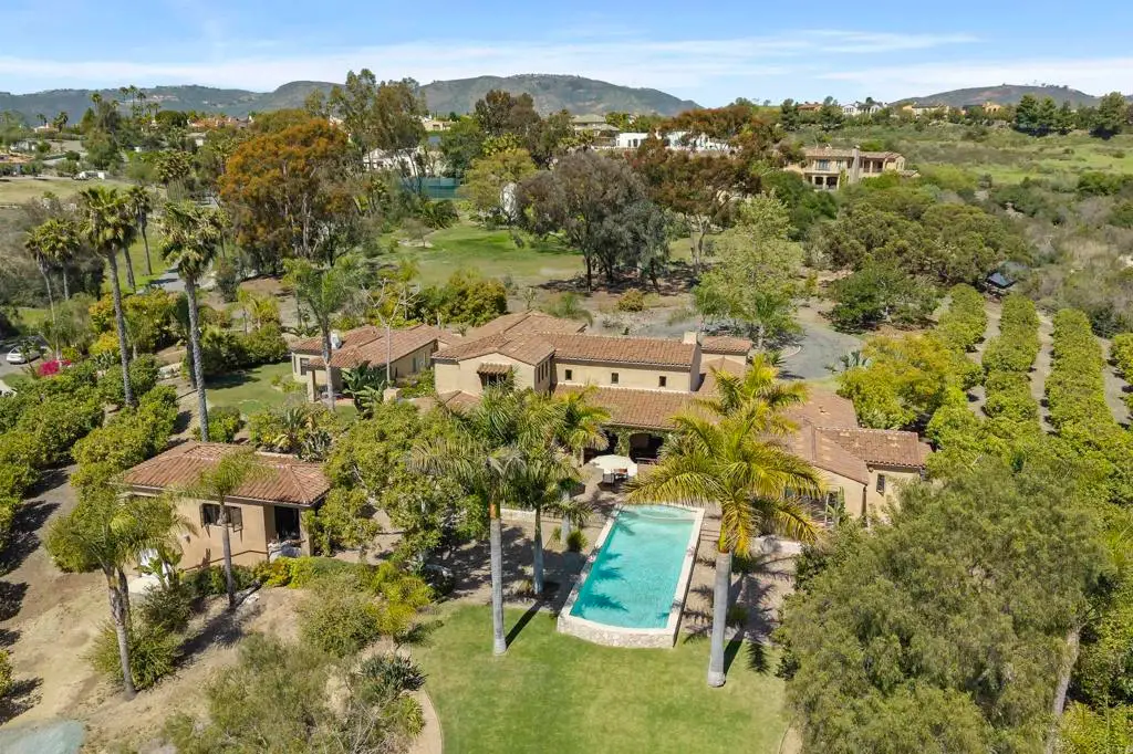 16733 Calle Hermosa, San Diego, CA 92127 - #1