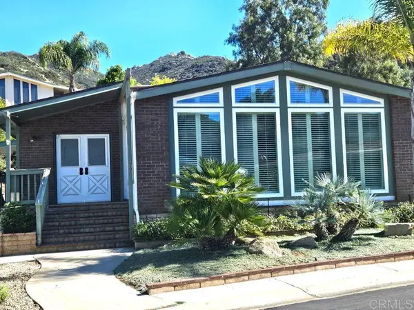 8975 Lawrence Welk Drive #409, Escondido, CA 92026