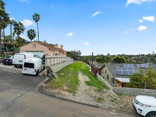 1683 Watson Way, Vista, CA 92083