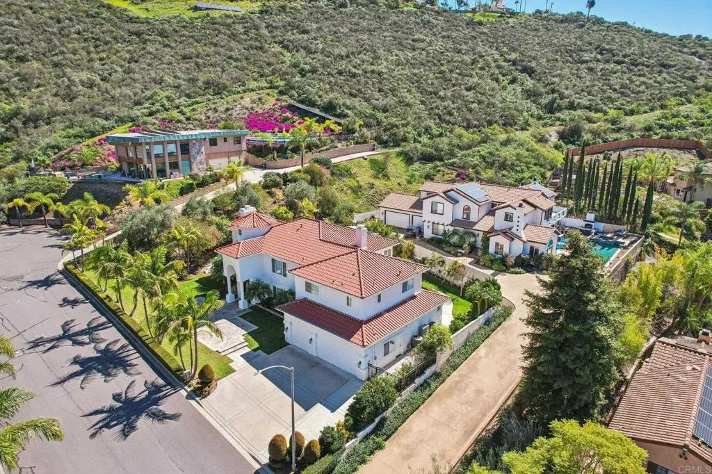 2535 San Clemente Avenue, Vista, CA 92084 - #1