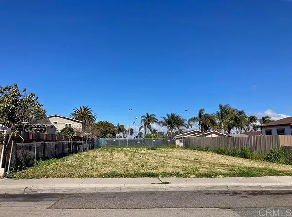 1432 Buena Street, Oceanside, CA 92058