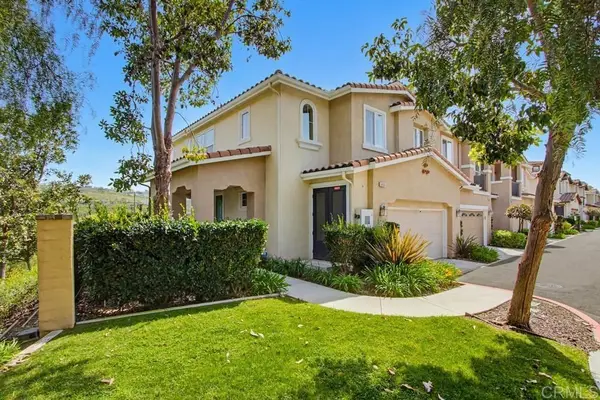 6934 Feldspar Pl, Carlsbad, CA 92009