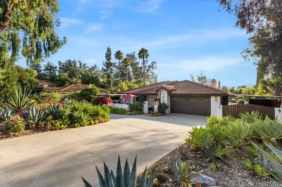 1305 Scenic Dr, Escondido, CA 92029 - #3