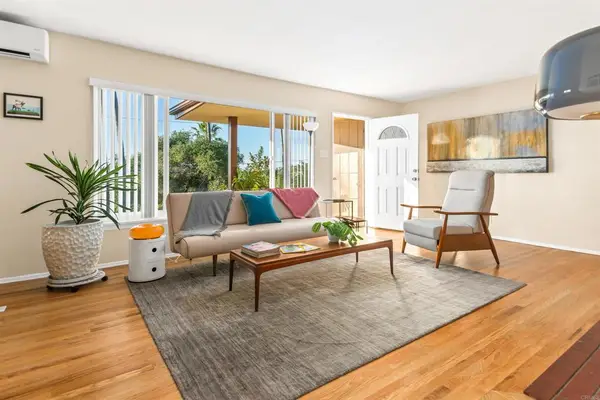 471 Palm Drive, Vista, CA 92084