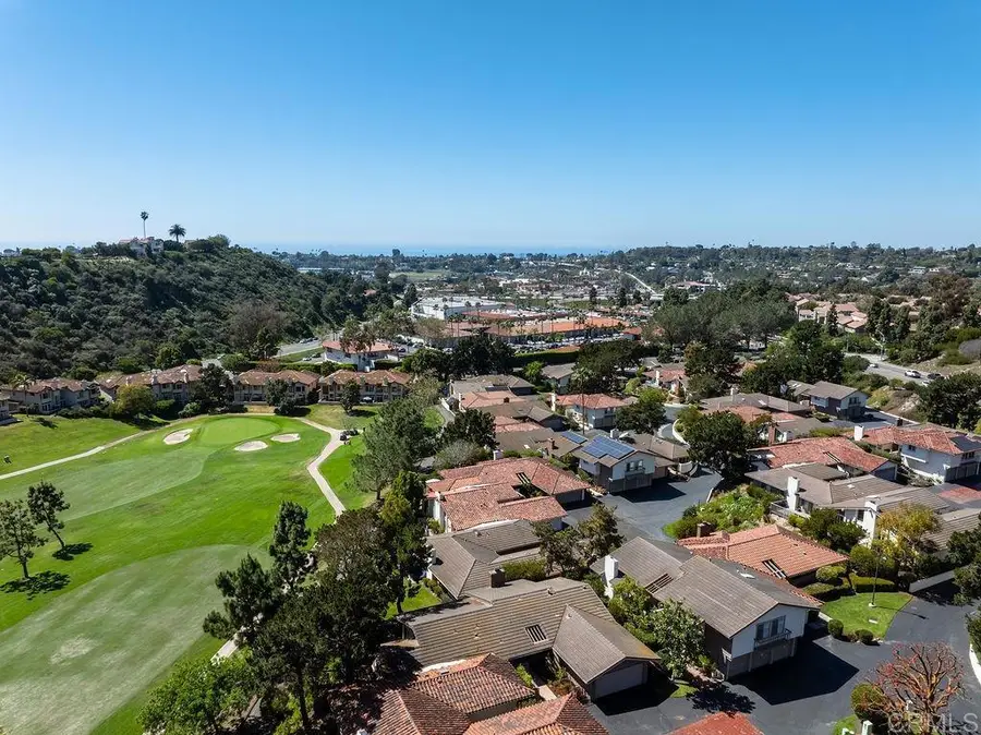 131 Ebano Ct, Solana Beach, CA 92075 - #3