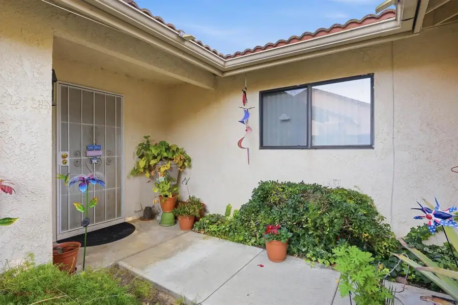 4308 Los Padres Dr, Fallbrook, CA 92028 - #2