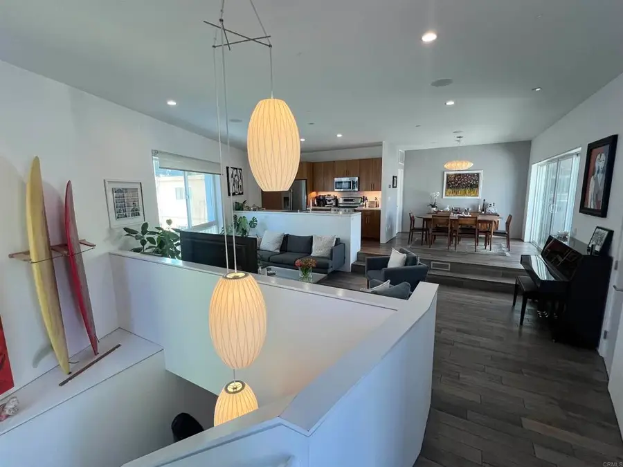2851 N Buzz Ct, Los Angeles, CA 90039 - #2