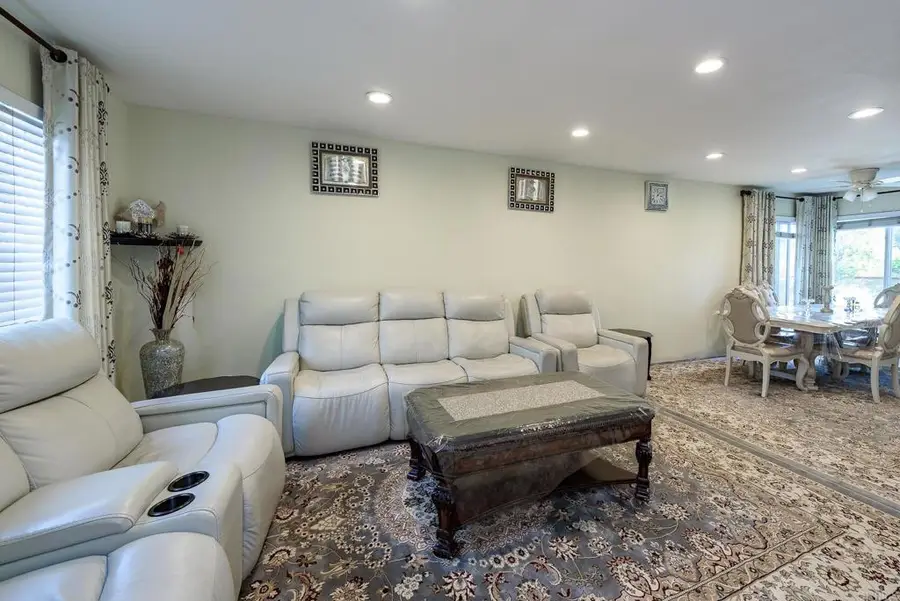 9378 Twin Mountain Circle, San Diego, CA 92126 - #3