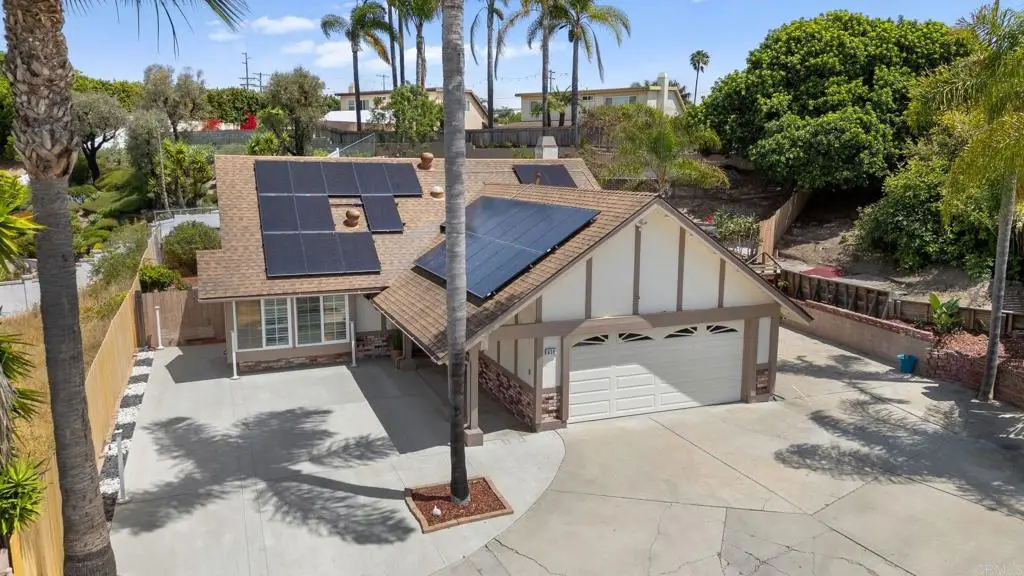 939 Chablis Lane, Vista, CA 92083 - #1