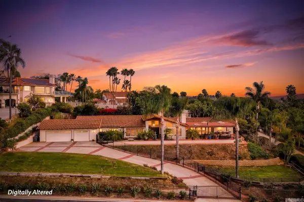 1817 Queens Way, Vista, CA 92084