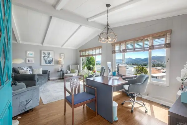 1930 W San Marcos Boulevard #10, San Marcos, CA 92078