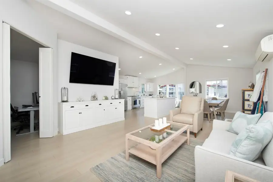 6503 Friendly Place, Carlsbad, CA 92011 - #2