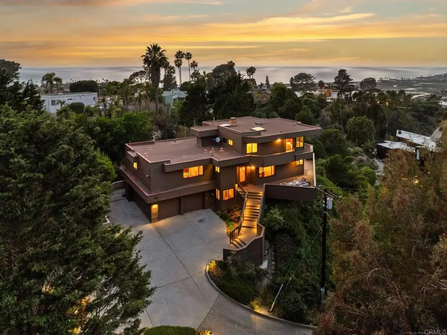 441 Holmwood Lane, Solana Beach, CA 92075 - #3