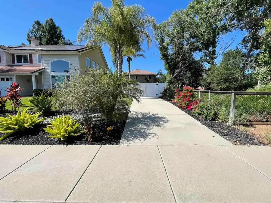 110 Brava Place, Escondido, CA 92026 - #2