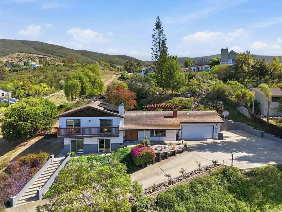 1045 Cima Dr, San Marcos, CA 92078 - #3