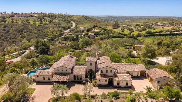 7240 Camino De Arriba, Rancho Santa Fe, CA 92067