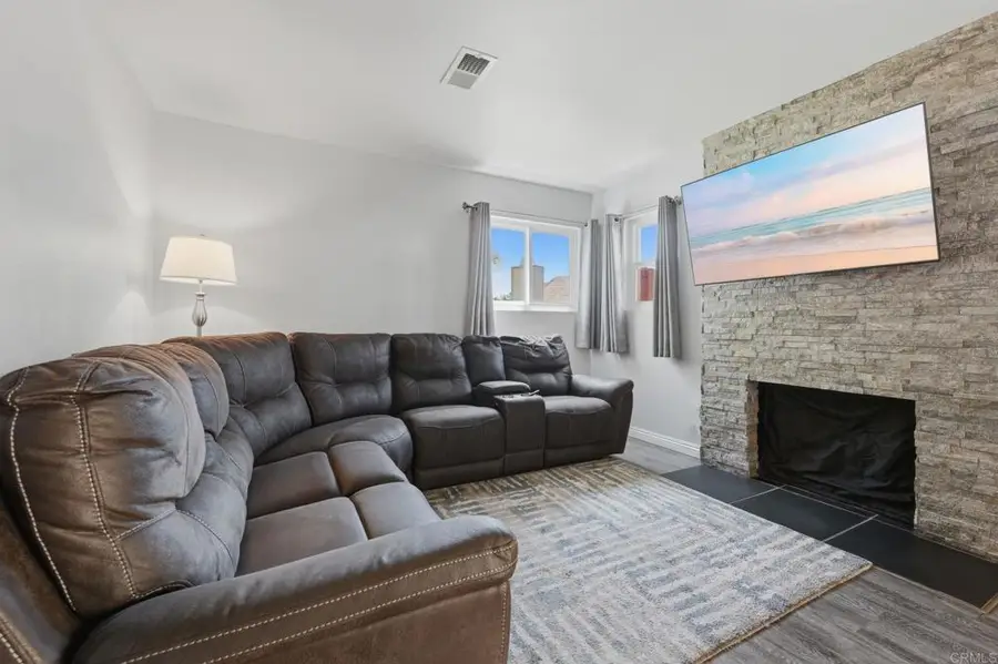 958 Marlin Drive, Vista, CA 92084 - #3