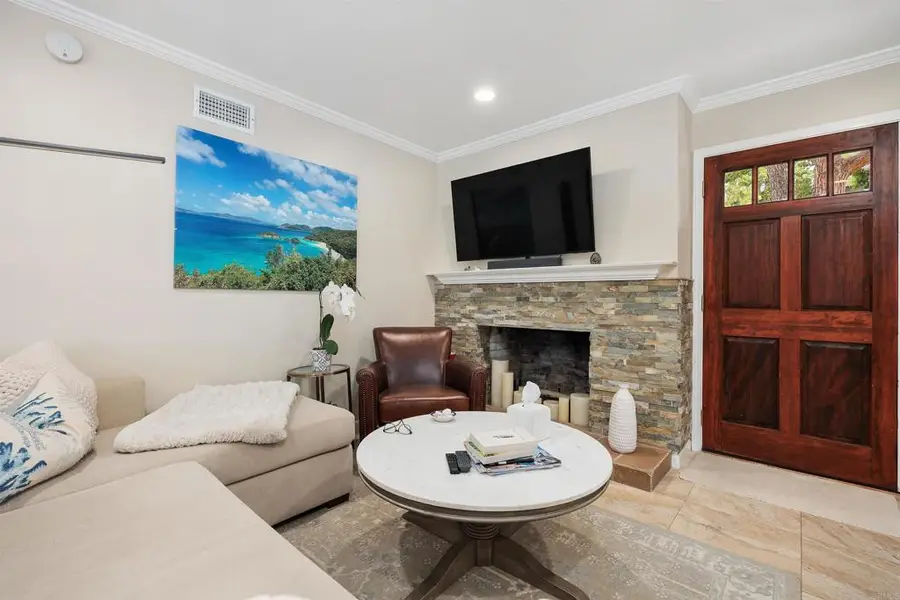 2084 Meadowlark Circle, San Marcos, CA 92078 - #3