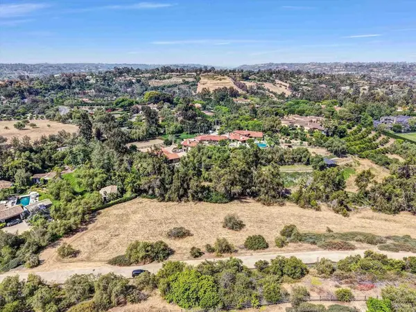 Colina Fuerte, Rancho Santa Fe, CA 92067