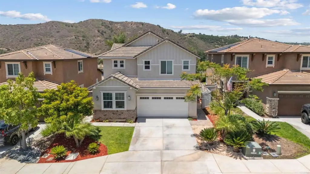 35664 Asturian Way, Fallbrook, CA 92028 - #1