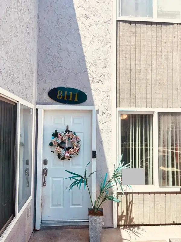 6333 College Grove #8111, San Diego, CA 92115