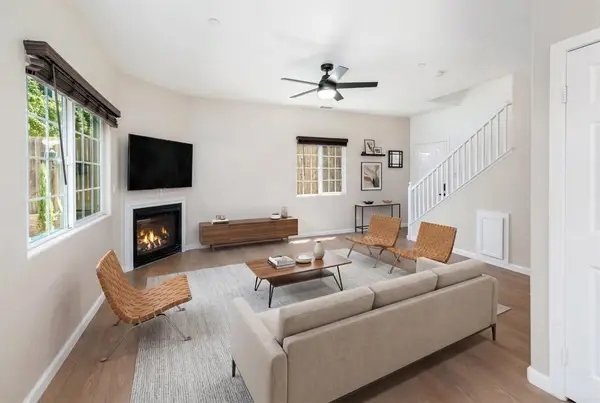477 Calle Elegante, Vista, CA 92083